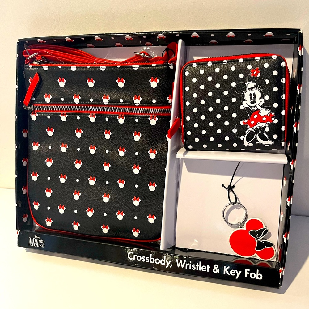 NWT Disney Minnie Mouse black Crossybody, wristlet and key fob set